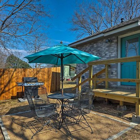 Cozy Home Blocks To Georgetown Square And Su! エクステリア 写真
