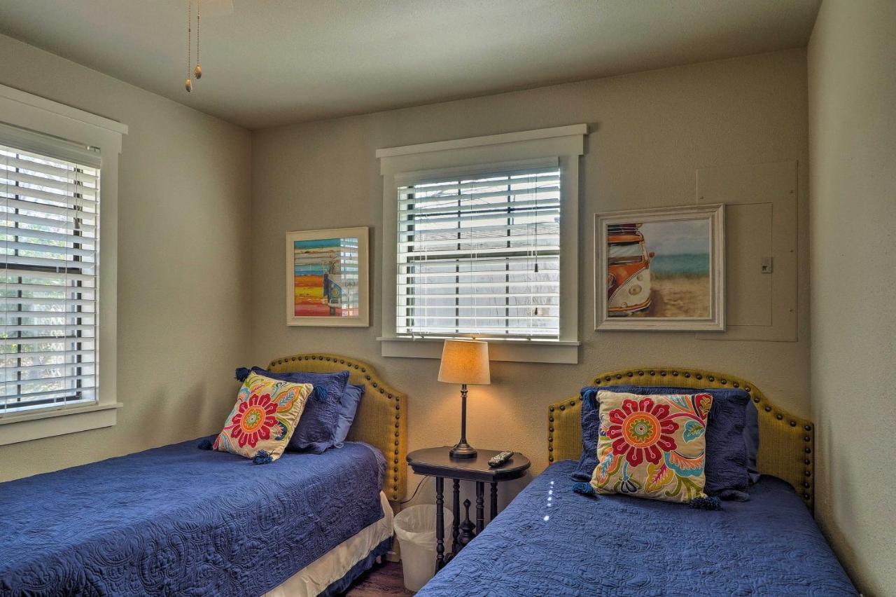 Cozy Home Blocks To Georgetown Square And Su! エクステリア 写真